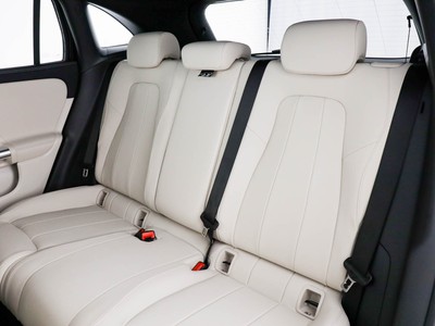 Mercedes GLA - foto 14