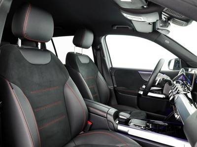 Mercedes GLB - foto 10