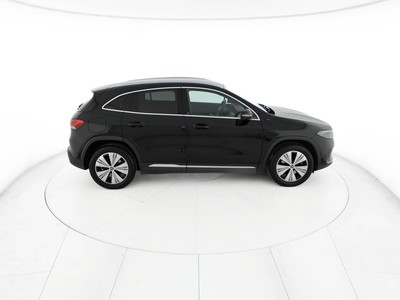 Mercedes EQA - foto 5