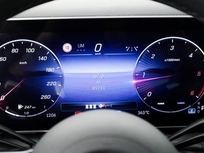 Mercedes GLC - foto 12