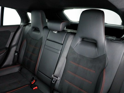 Mercedes CLA Shooting Brake - foto 11