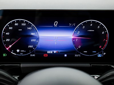 Mercedes GLA - foto 12