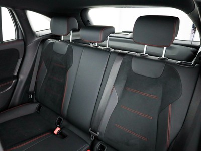 Mercedes GLA - foto 11