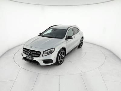 Mercedes GLA 200 d premium 4matic auto