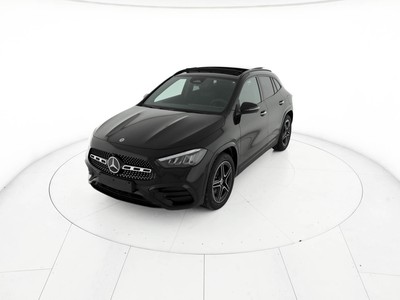 Mercedes GLA 180 amg line extra auto