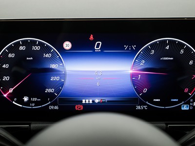 Mercedes GLA - foto 12