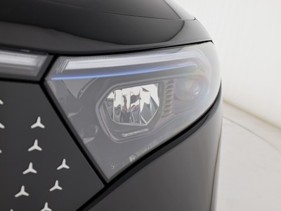 Mercedes EQB - foto 8