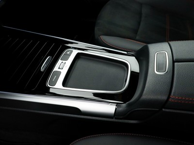 Mercedes EQB - foto 15