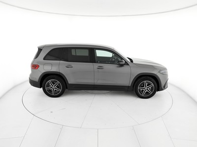 Mercedes EQB - foto 5