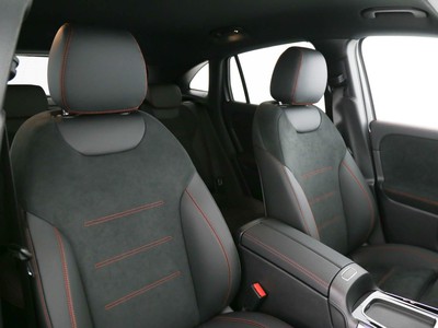 Mercedes GLA - foto 12