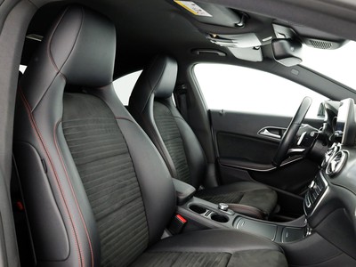Mercedes CLA Coupè - foto 10