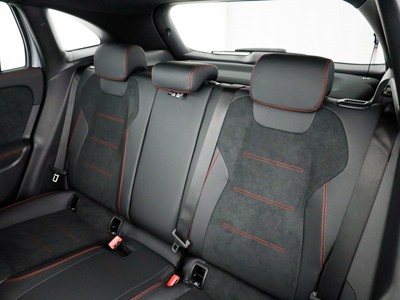 Mercedes GLA - foto 11