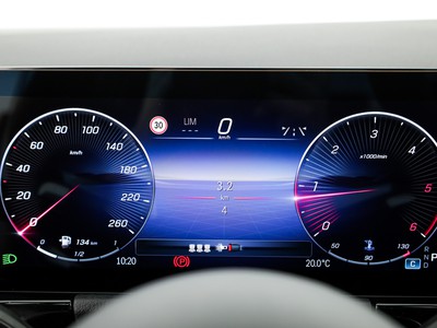 Mercedes GLA - foto 12