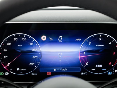 Mercedes GLC - foto 12