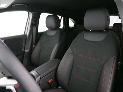 Mercedes GLA - foto 13