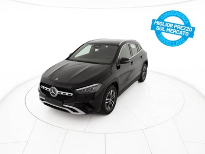 Mercedes GLA 180 executive auto  benzina nero