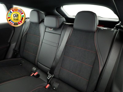 Mercedes CLA Shooting Brake - foto 11