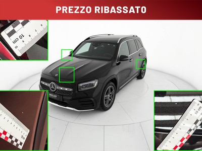 Apri le immagini dei danni