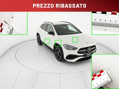 Apri le immagini dei danni