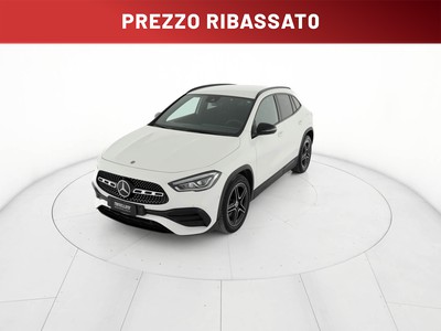 Mercedes GLA 180 d premium auto