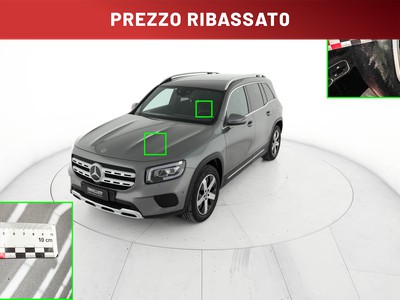 Apri le immagini dei danni