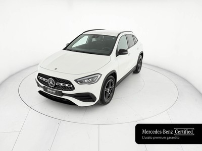 Mercedes GLA 200 d premium auto