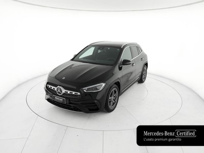 Mercedes GLA 180 d premium auto